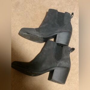 TOM’S Black Ankle Boots 10